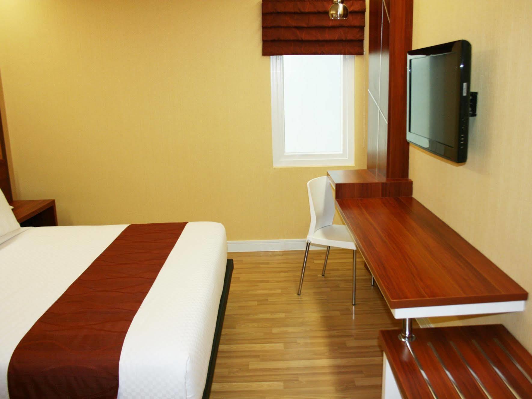 Citihub Hotel Yogyakarta Exterior photo